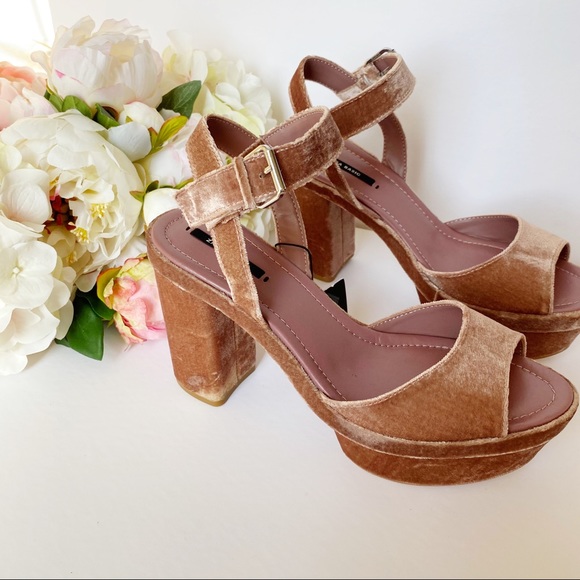 Zara Shoes - Zara Velvet Heels